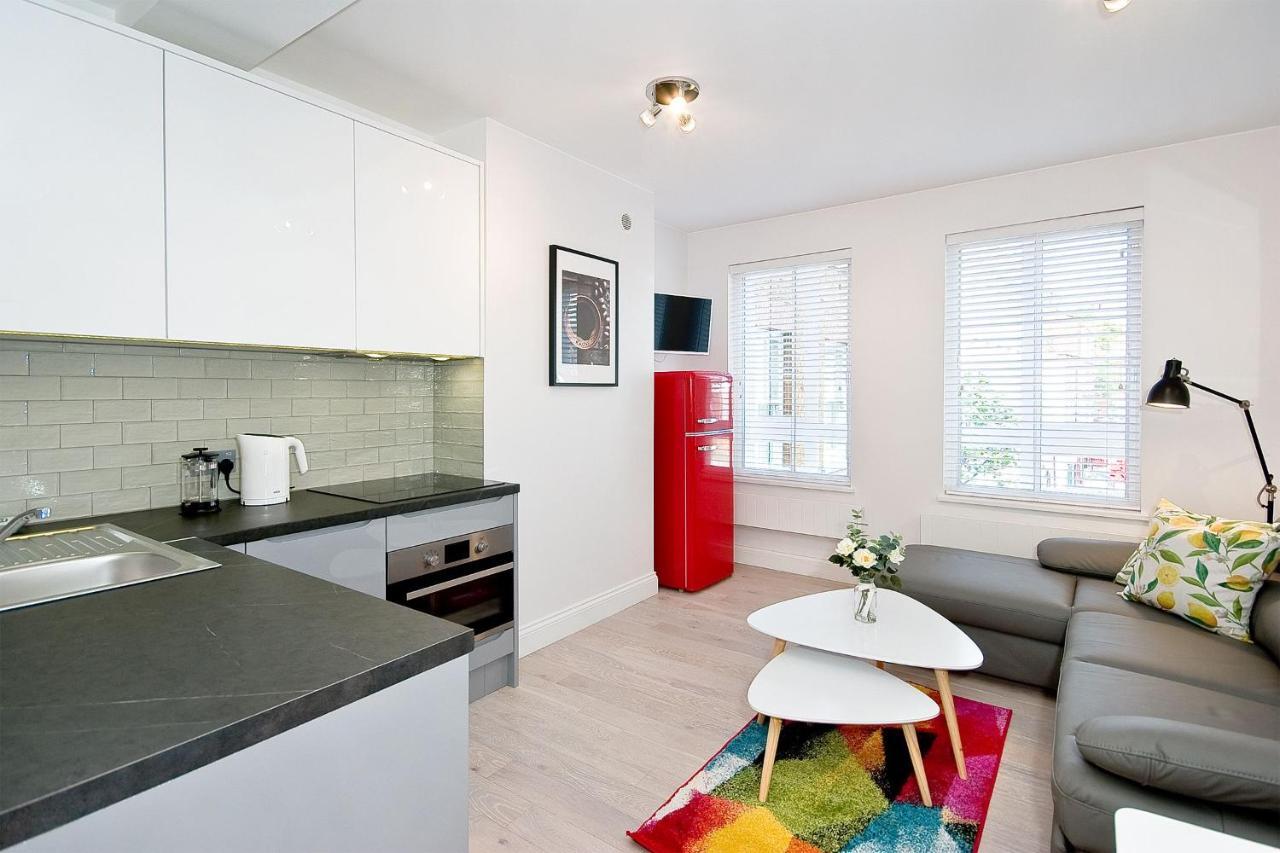 F4 Greek Street By City Living London Exterior photo